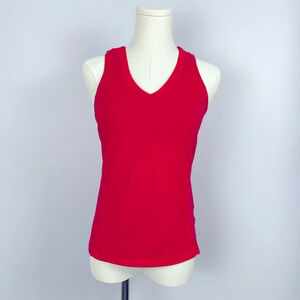 🌸Danskin Racerback tank top with built in bra